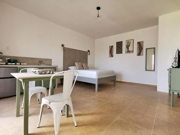 Apartahotel Estudios en Playa del Carmen by BOHEME URBAN
