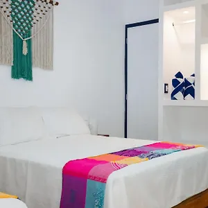 Linda Vecindad Hotel